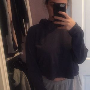 cropped hoodie